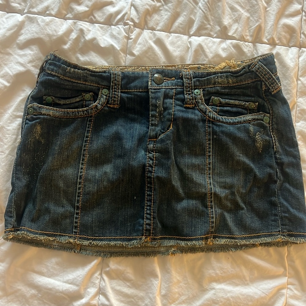 Denim mini skirt from Stitch’s, EUC. Size 29/8.